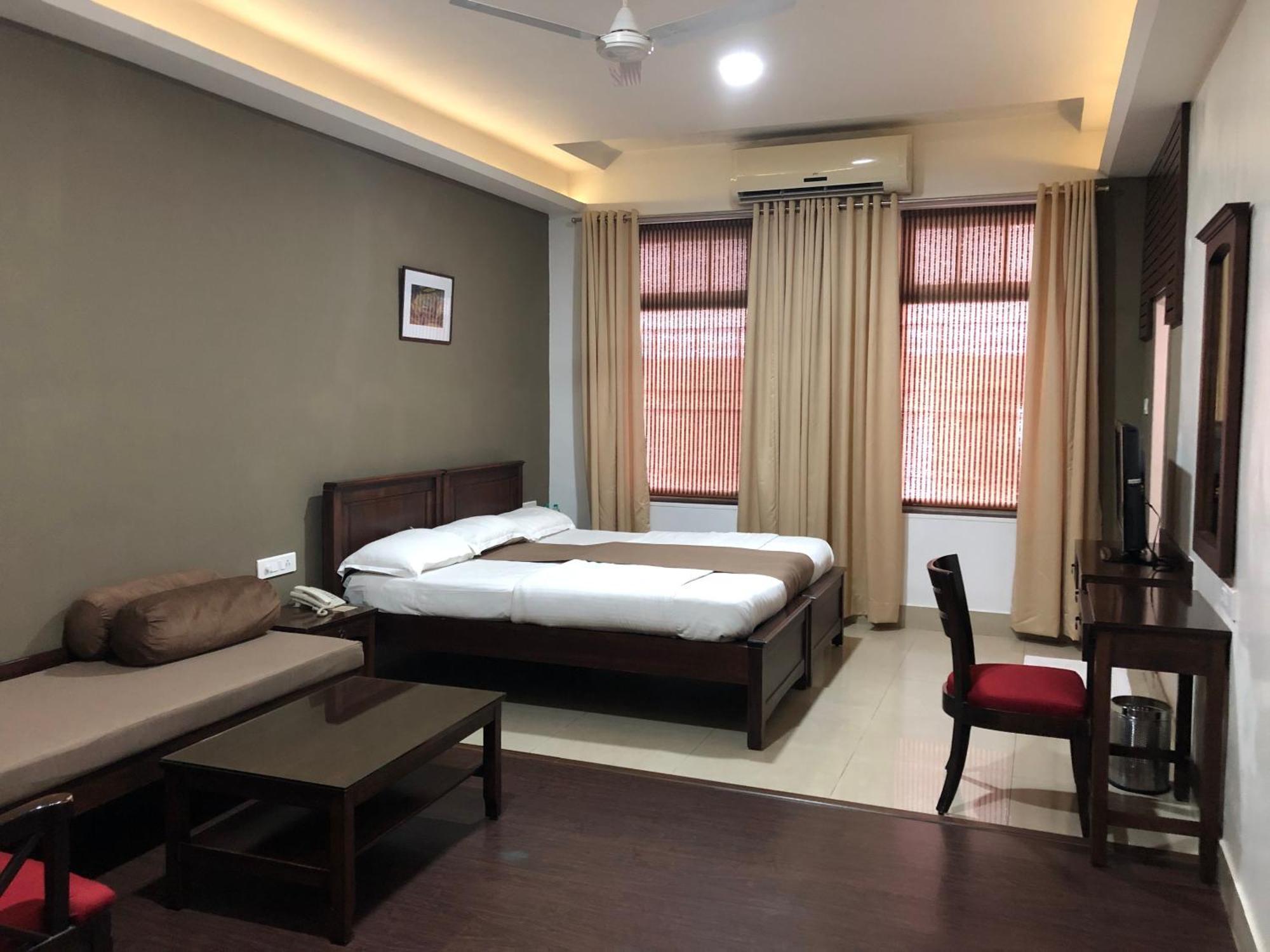 Hotel Ketan Pune Dış mekan fotoğraf